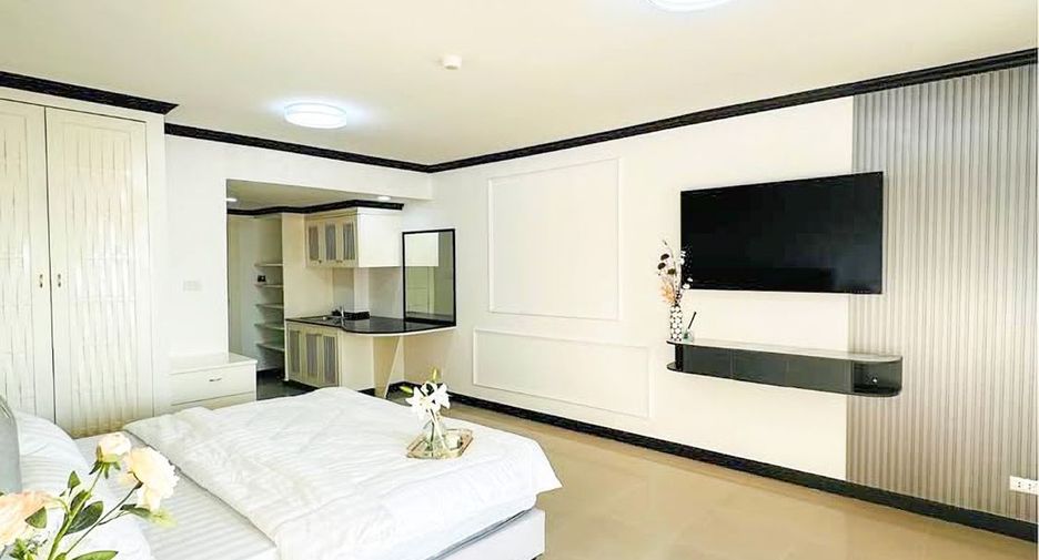 For sale 1 bed condo in Bang Lamung, Chonburi