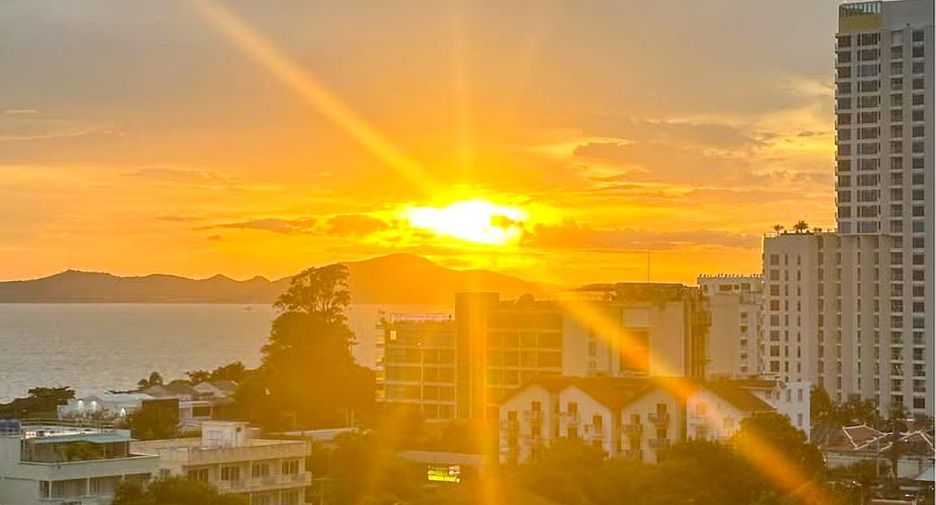 For sale 1 bed condo in Bang Lamung, Chonburi