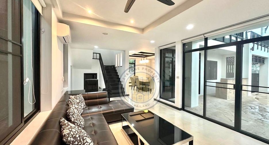 Villa zur Miete mit 4 Zimmer in Bang Lamung, Chonburi