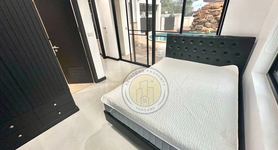 Villa zur Miete mit 4 Zimmer in Bang Lamung, Chonburi