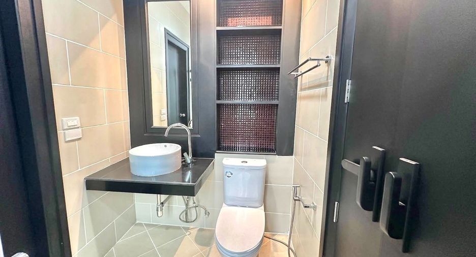 Villa zur Miete mit 4 Zimmer in Bang Lamung, Chonburi