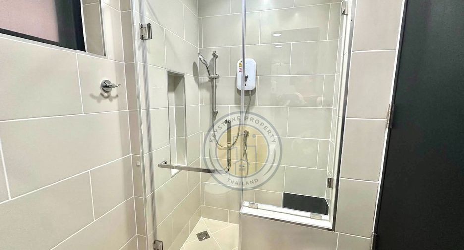 Villa zur Miete mit 4 Zimmer in Bang Lamung, Chonburi