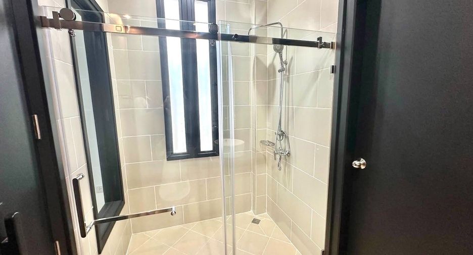 Villa zur Miete mit 4 Zimmer in Bang Lamung, Chonburi
