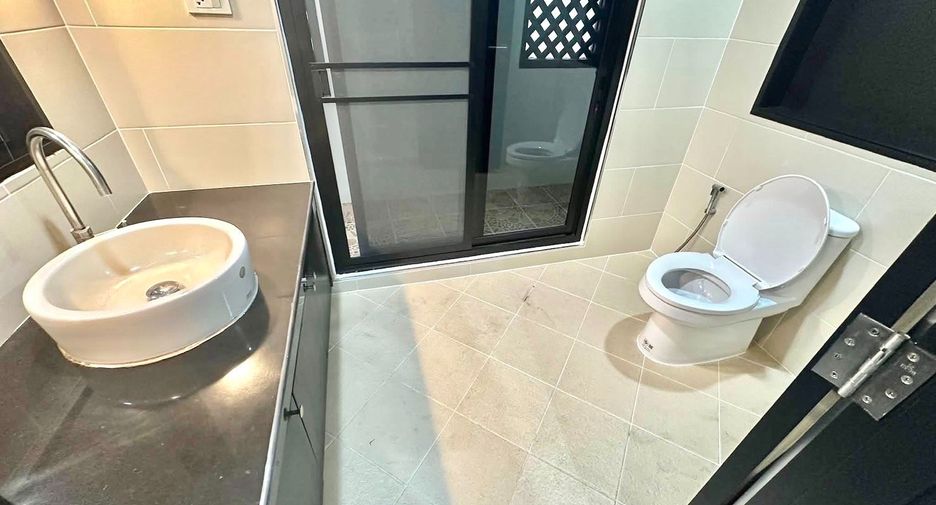 Villa zur Miete mit 4 Zimmer in Bang Lamung, Chonburi