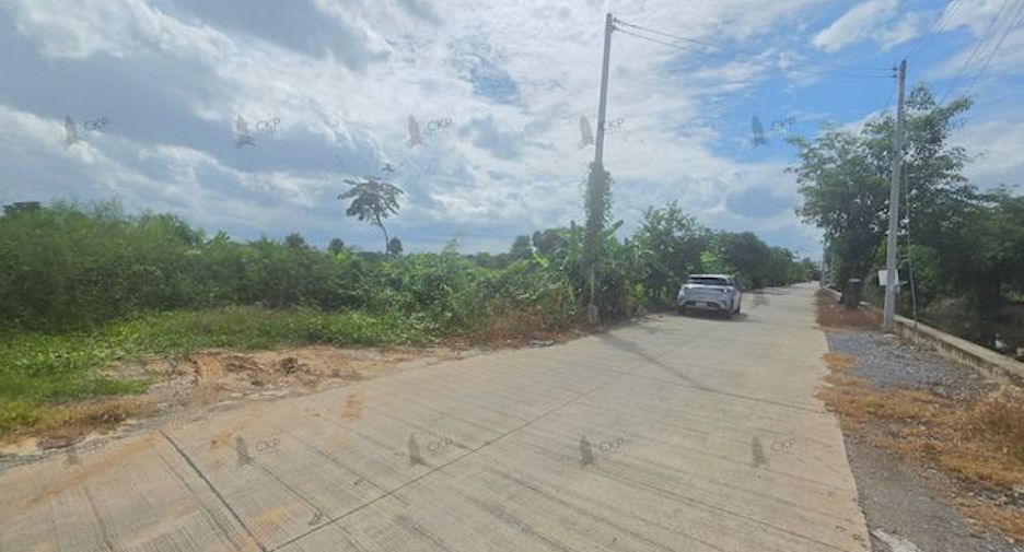 For sale land in Sam Phran, Nakhon Pathom