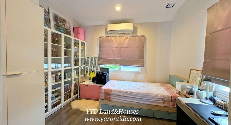 For sale 4 bedrooms house in Bang Phli, Samut Prakan