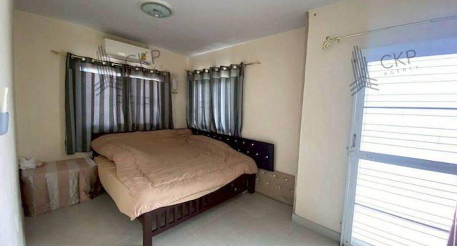 For sale 3 bedrooms townhouse in Bang Phli, Samut Prakan