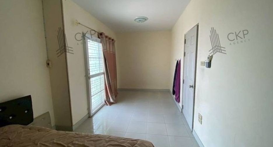 For sale 3 bedrooms townhouse in Bang Phli, Samut Prakan