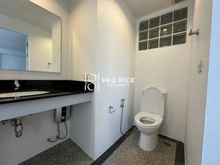 Wohnung zur Miete mit 2 Zimmer in Watthana, Bangkok
