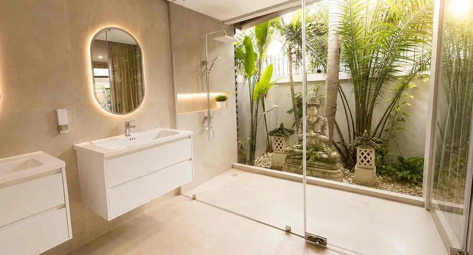 For rent 4 bedrooms villa in Jomtien, Pattaya