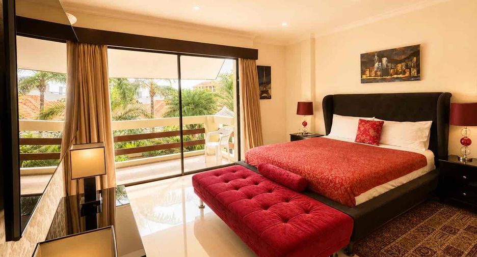 For rent 4 bedrooms villa in Jomtien, Pattaya