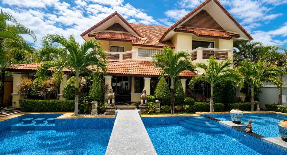 For rent 4 bedrooms villa in Jomtien, Pattaya