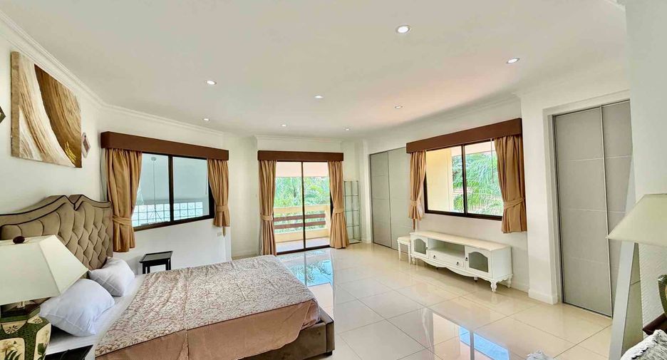 For rent 4 bedrooms villa in Jomtien, Pattaya