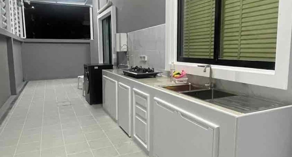 For rent 5 bedrooms house in Suan Luang, Bangkok