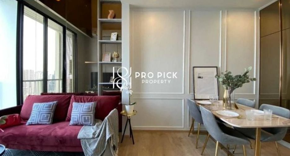 For rent 2 bedrooms condo in Watthana, Bangkok