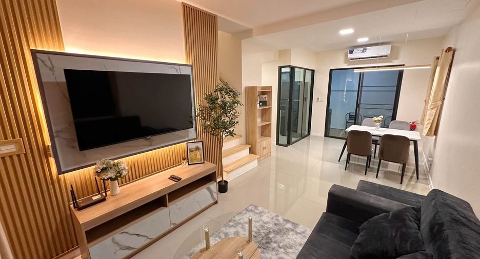For rent 3 bedrooms house in Mueang Chiang Mai, Chiang Mai