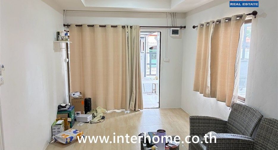 For sale 2 bedrooms house in Saphan Sung, Bangkok