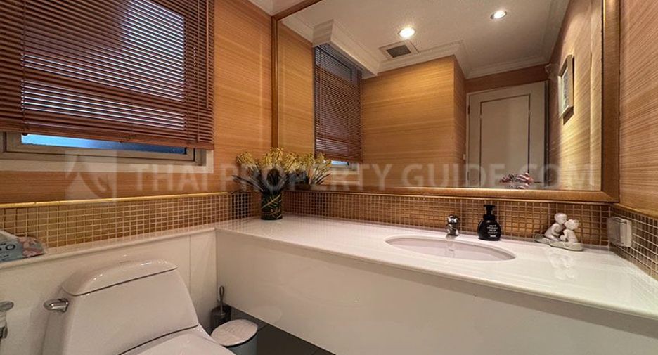 For rent 3 ベッドルーム condo in Watthana, Bangkok