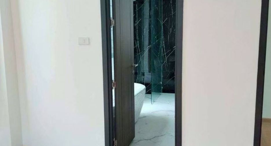 Haus zum Kauf mit 3 Zimmer in Lat Phrao, Bangkok