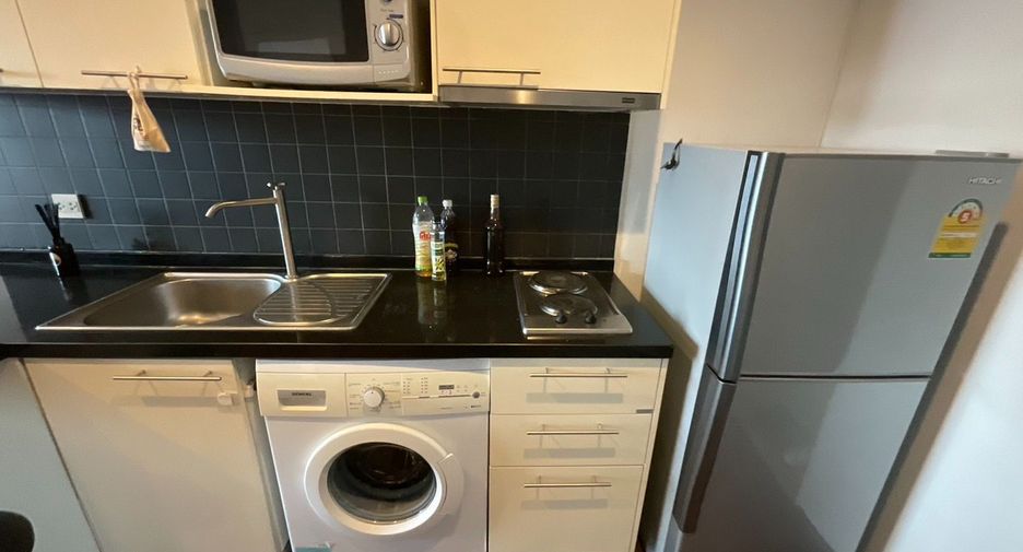 For rent 1 Beds condo in Sathon, Bangkok