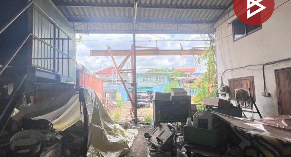 For sale warehouse in Phra Pradaeng, Samut Prakan