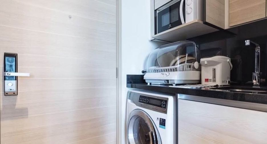 For rent and for sale 1 bed condo in Khlong Toei, Bangkok