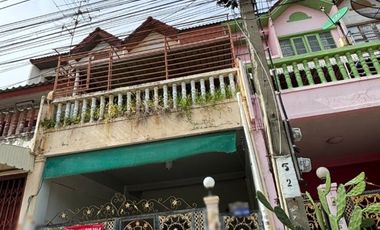 For sale 2 bedrooms townhouse in Thung Khru, Bangkok