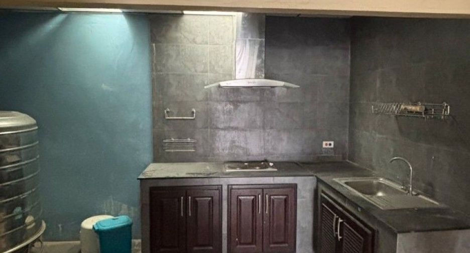 For sale 2 bedrooms townhouse in Thung Khru, Bangkok