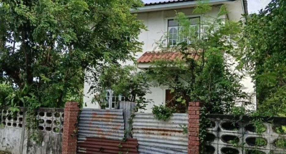 For sale 3 bedrooms house in Nong Hi, Roi Et