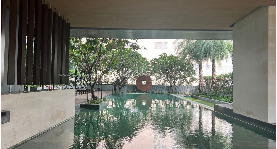 For rent and for sale 2 bedrooms condo in Watthana, Bangkok