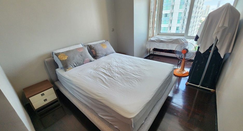 For sale 3 ベッドルーム condo in Watthana, Bangkok