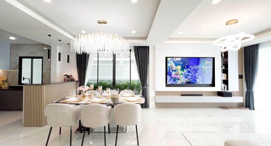 À louer et à vendre 5 chambres villa à Bang Lamung, Chonburi