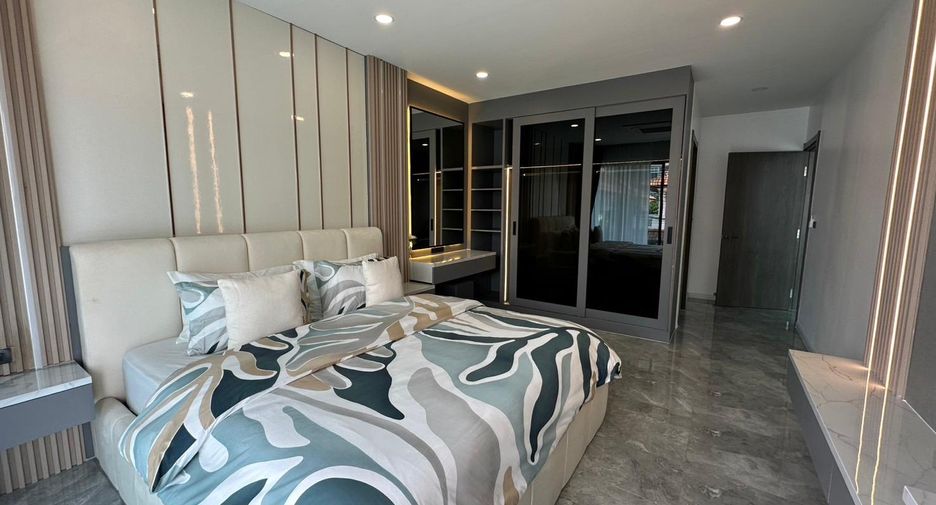 À louer et à vendre 5 chambres villa à Bang Lamung, Chonburi