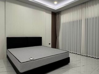 Villa zur Miete mit 5 Zimmer in Bang Lamung, Chonburi