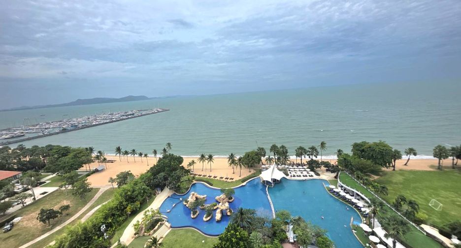 For rent 2 bedrooms condo in Na Jomtien, Pattaya