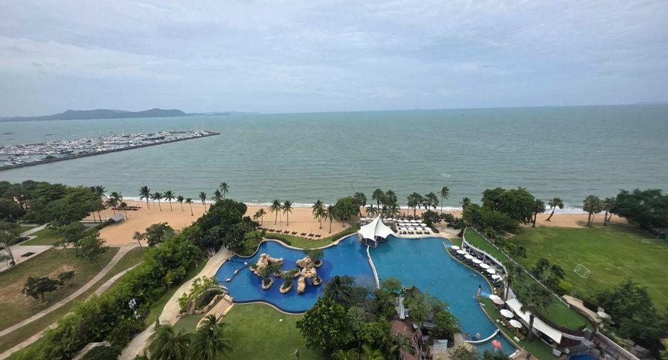 For rent 2 bedrooms condo in Na Jomtien, Pattaya