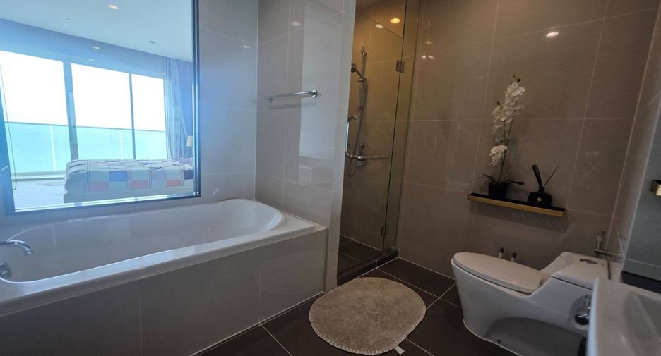 For rent 2 bedrooms condo in Na Jomtien, Pattaya