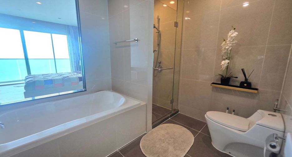For rent 2 bedrooms condo in Na Jomtien, Pattaya