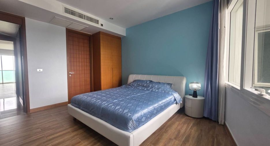 For rent 2 bedrooms condo in Na Jomtien, Pattaya