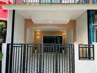 For sale 3 ベッドルーム townhouse in Bang Bua Thong, Nonthaburi
