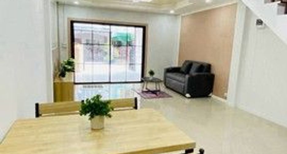 For sale 3 ベッドルーム townhouse in Bang Bua Thong, Nonthaburi