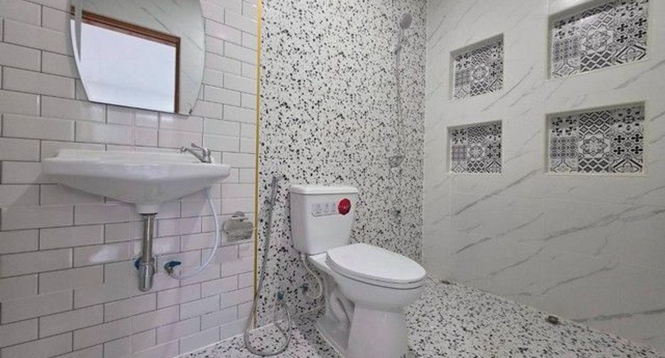 For sale 2 ベッドルーム townhouse in Bang Bua Thong, Nonthaburi