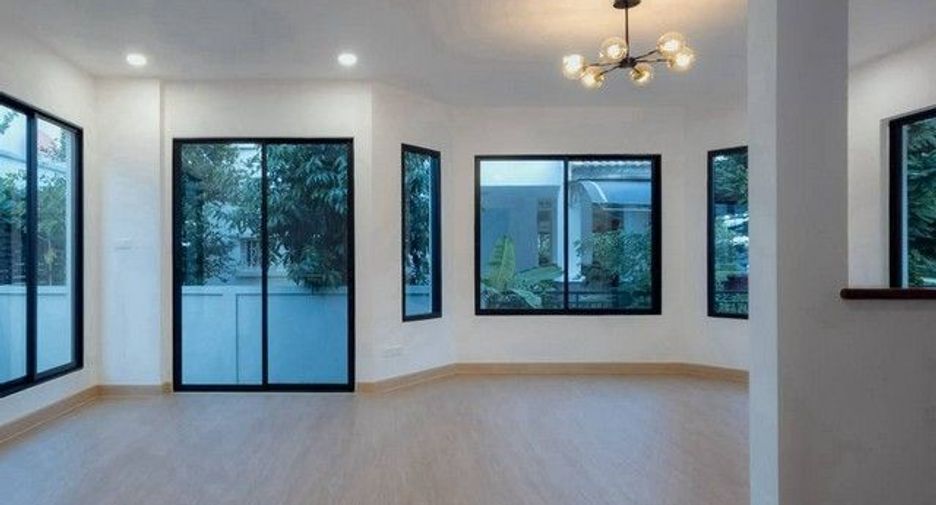 À vendre 3 chambres maison à Bang Bua Thong, Nonthaburi