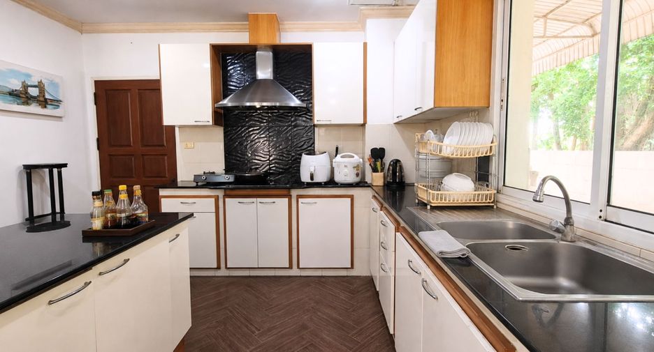 Haus zum Kauf mit 3 Zimmer in Bang Phli, Samut Prakan