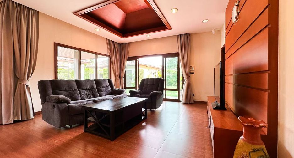 Casa en venta de 3 habitaciones en Huay Yai, Pattaya