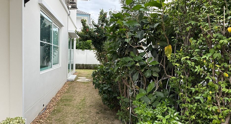 À vendre 3 chambres maison à Bang Phli, Samut Prakan