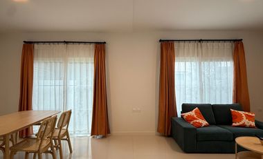Casa en venta de 3 habitaciones en Bang Phli, Samut Prakan