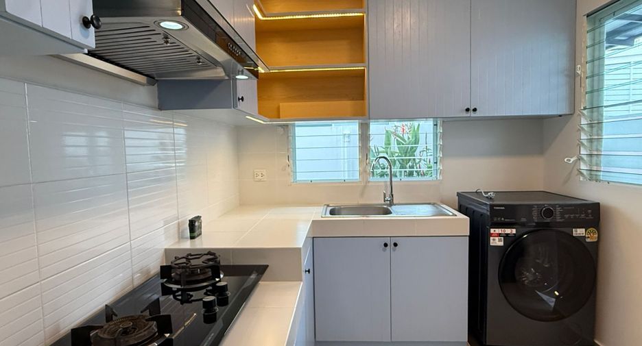 À vendre 3 chambres maison à Bang Phli, Samut Prakan
