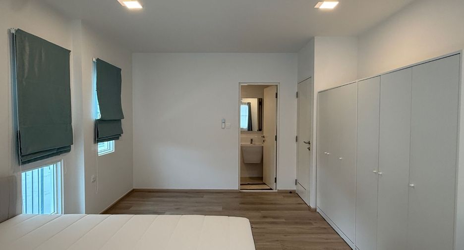 À vendre 3 chambres maison à Bang Phli, Samut Prakan