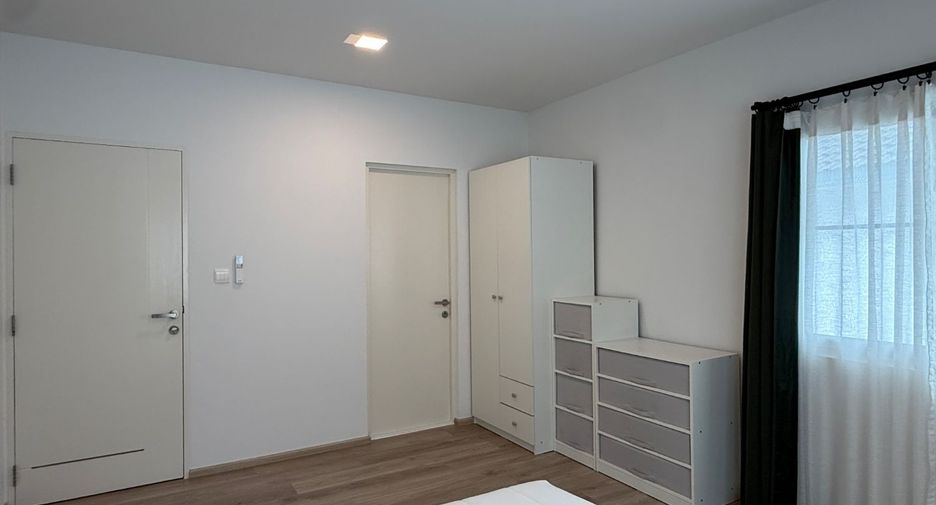 À vendre 3 chambres maison à Bang Phli, Samut Prakan